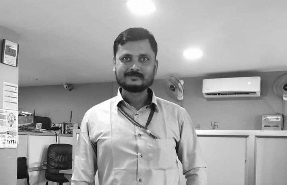 ट्रकको ठक्करबाट सूर्यदर्शन साकोसका कर्मचारी दिपक नेपालको मृत्यु