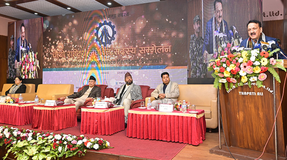 ऋण नतिर्न उक्साएर स्वार्थ समूह खेल्न खोज्दैछ : अर्थमन्त्री महत