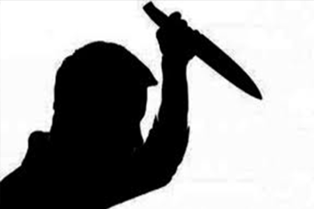 बिर्तामोडमा एक युवामाथि छुरा प्रहार, चार जना पक्राउ