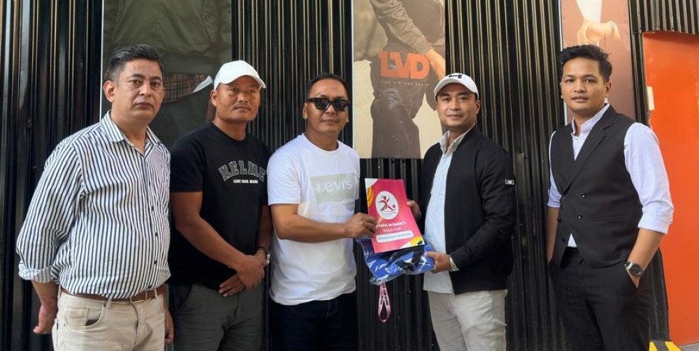 लाइभ भिन्टेज डेनिम झापा महिला गोल्डकपको मुख्य प्रायोजक