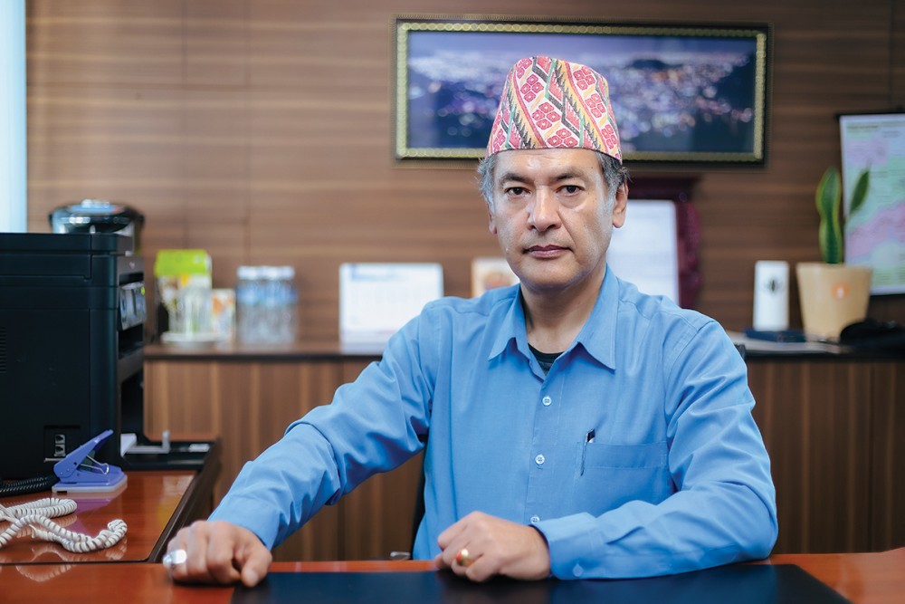 हितेन्द्रदेवलाई पुनर्स्थापित गर्न सर्वोच्चको आदेश