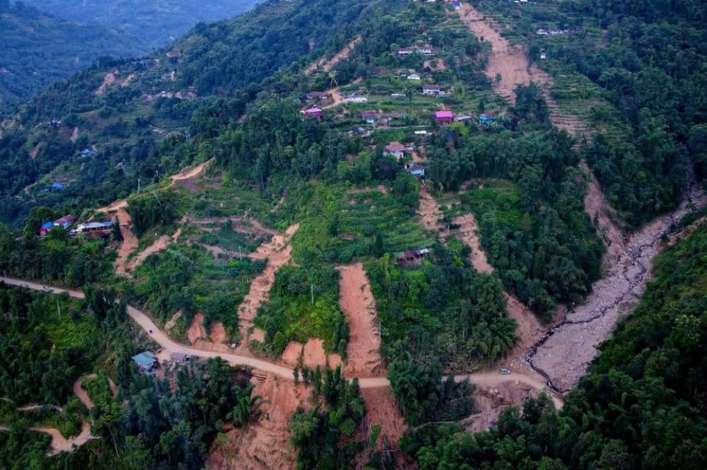 इलाम संकटग्रस्त क्षेत्र ‘घोषणा’ मै सिमित भएको आरोप