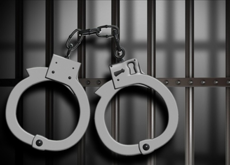 झापा प्रहरीले पक्राउ गर्यो ४४ फरार अभियुक्त