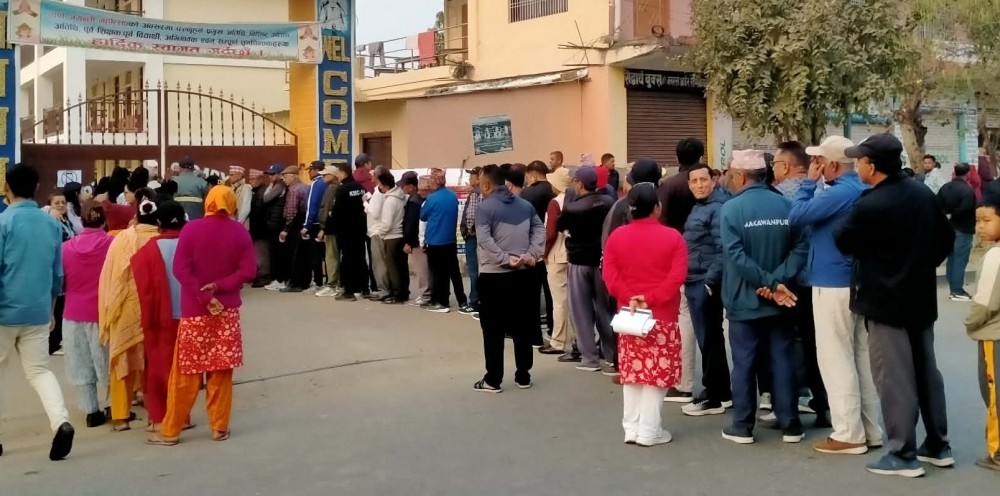 देशैभर मतदान  शुरु