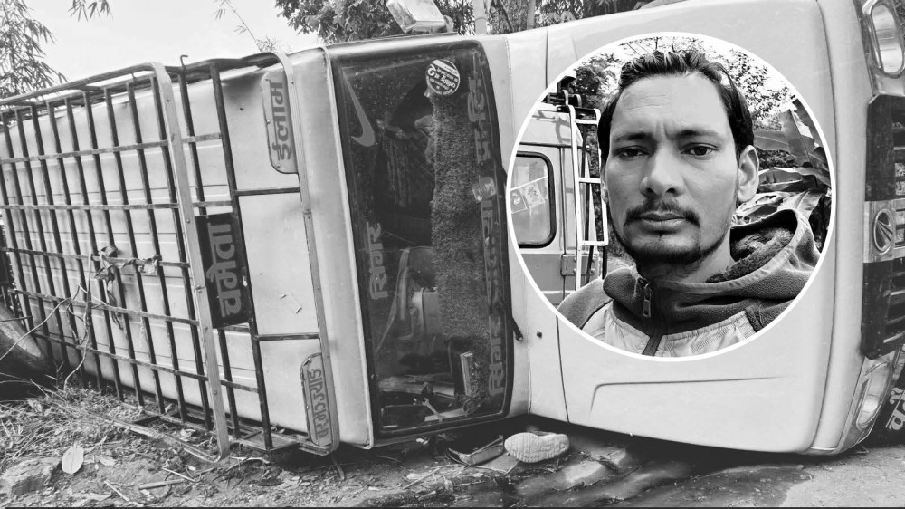 इलाममा सवारी दुर्घटनामा परि चालकको मृत्यु